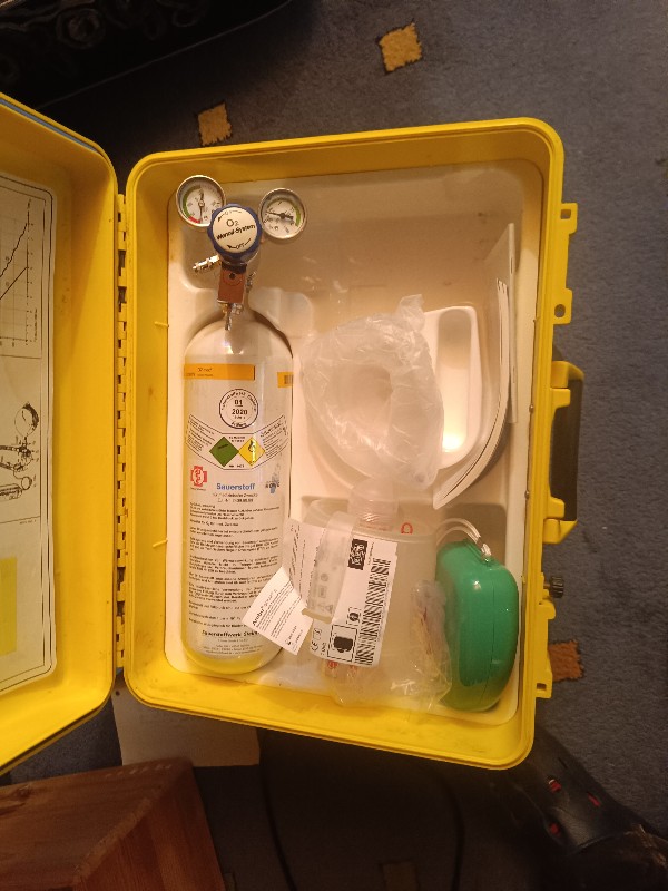 Miscellaneous Wenoll Sauerstoffkreislaufpaket Notfall Sauerstoffkoffer WS200 Emergency Oxygen Case