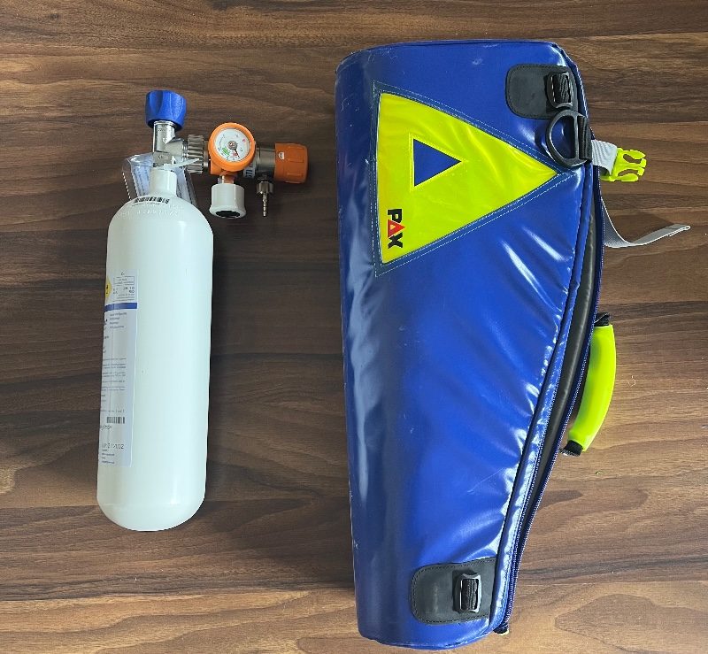 Miscellaneous 2Liter med. Oxygen with ZGA valve and PAX bag