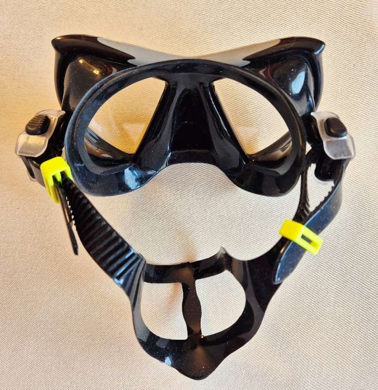 Basic Equipment NEW Mares Demon Two-Glass Mask Tricomfort Silicone Black / Grey