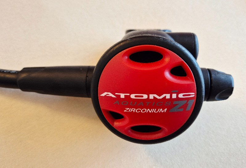 Regulator Atomic Aquatics B1 Z1 Z2 Regulator Octopus with INT Connector plus DIN Adapter