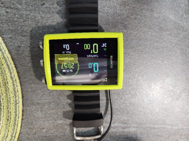 Dive Computer/Watch Stunts Eon Core with transmitter