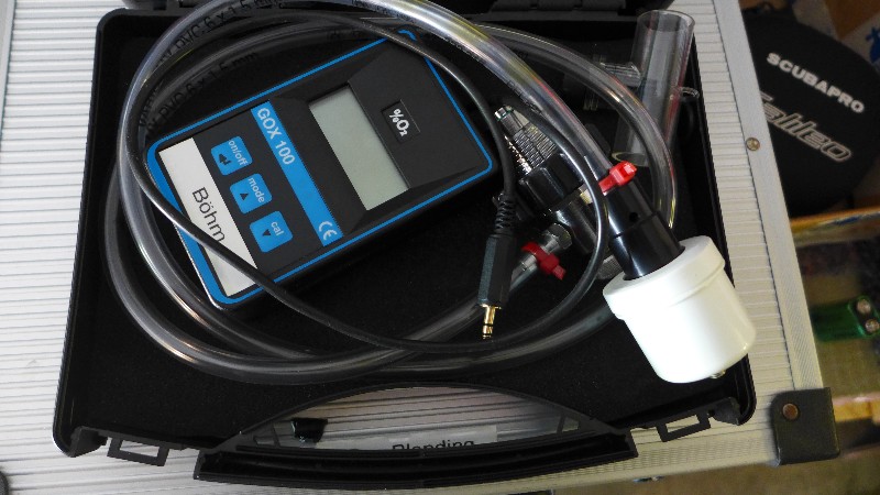Tauchausrüstung GOX 100 Sauerstoffanalysator (ohne Sensor) mit Zubehör im Transportkoffer – 150 € VB 