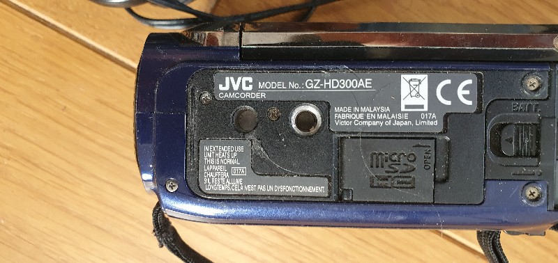 Foto/Video JVC Eeverio GZ-HD300 + WR-MG250U+ Zubehör