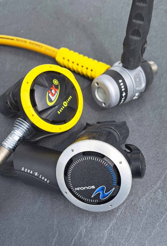 Regulator Regulator Aqualung Kronos with Octopus