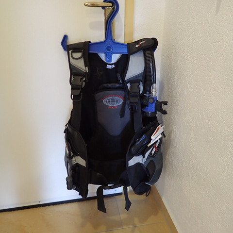 BCD/Vest SeaQuest Latidue XLT, lead-integrated with Apeksvest automatic