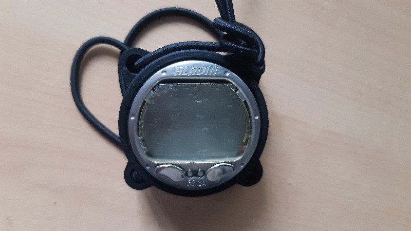 Dive Computer/Watch Dive Computer Aladin TEC 2G incl. Bungee Mount