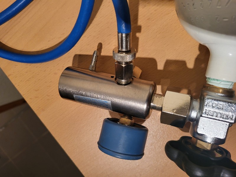 Verschiedenes Sauerstoff Notfallkoffer 2l Flasche Automat CF/DV und Masken