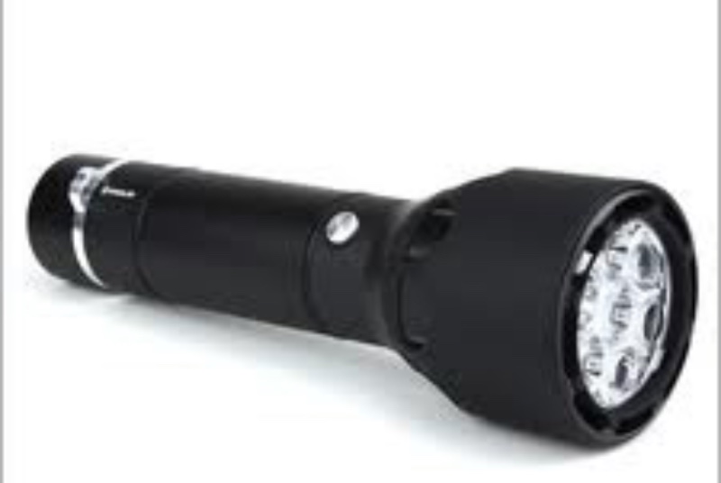 Dive Light WiseLED 5000lm with or without Tec-Handle and Charger